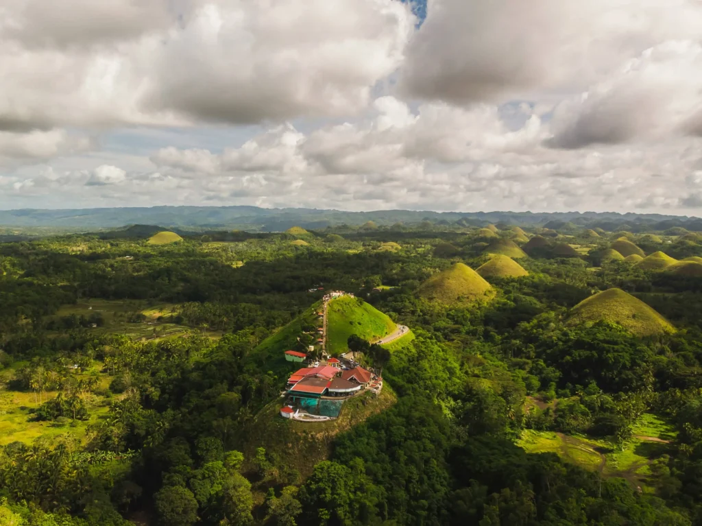 the famous tourist spot in bohol chocolate hills